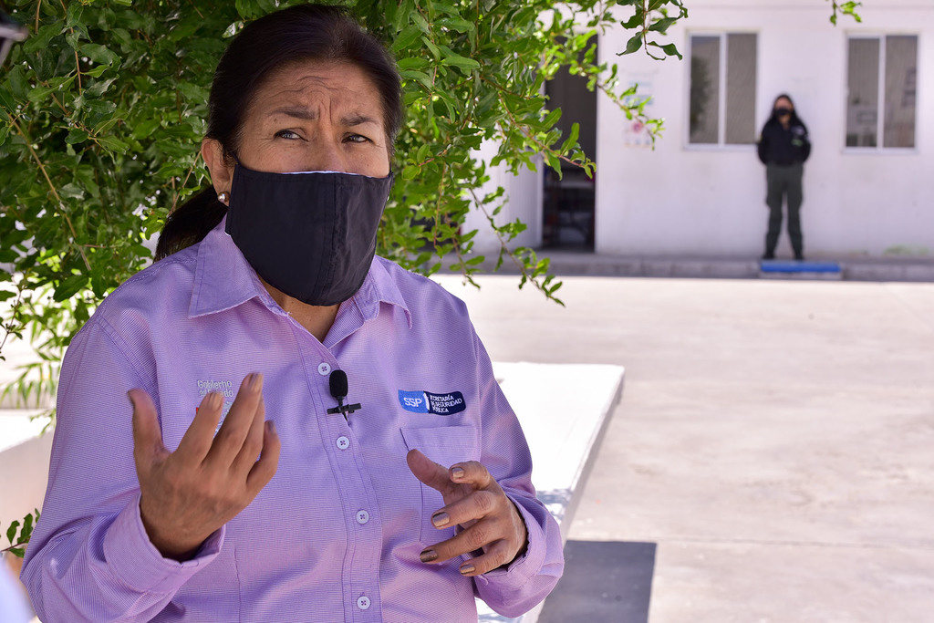 La directora del centro penitenciario en Saltillo, Leticia Rivera, ha defendido la certificación internacional en dos ocasiones ante un grupo de sinodales en los Estados Unidos, algo que ha logrado el cambio en el centro. (ÉRICK SOTOMAYOR)
