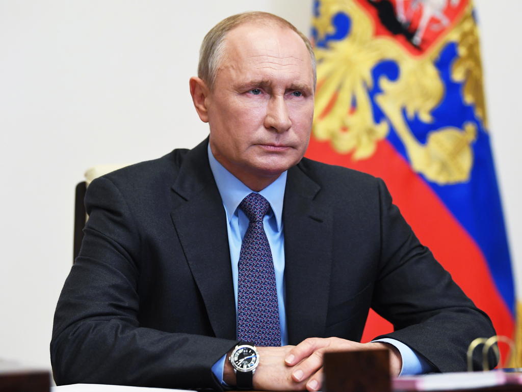 Putin enfatizó que las restricciones serán relajadas de manera gradual a fin de evitar una nueva oleada de contagios. (ARCHIVO)