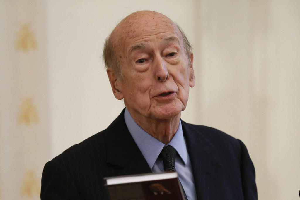 Investigan a expresidente francés Giscard d'Estaing por acoso sexual. (ARCHIVO)