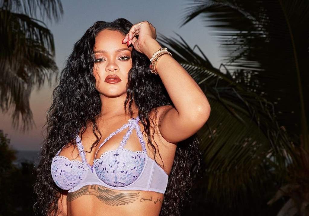 La cantante de pop Rihanna ha debutado en la lista que divulga The Sunday Times sobre los músicos más ricos del Reino Unido con una fortuna estimada en unos 468 millones de libras (521 millones de euros/574 millones de dólares), según revelan este miércoles medios locales. (INSTAGRAM)