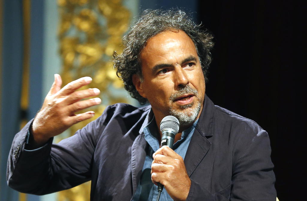 El director mexicano, Alejandro González Iñárritu, reveló que trabaja en la restauración de su emblemática cinta Amores perros, que cumple 20 años, y cuyo reestreno se llevará a cabo en una magna función en el Zócalo capitalino la primera semana de diciembre de este años. (ARCHIVO)