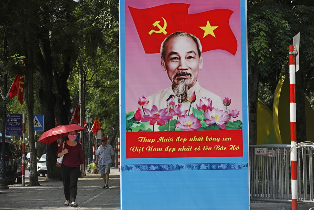 Se cumplen 130 años del nacimiento del líder vietnamita, Ho Chi Minh, que dirigió al Partido Comunista de Vietnam en la lucha anticolonial contra los franceses, primero, y luego contra los estadounidenses. (EFE)