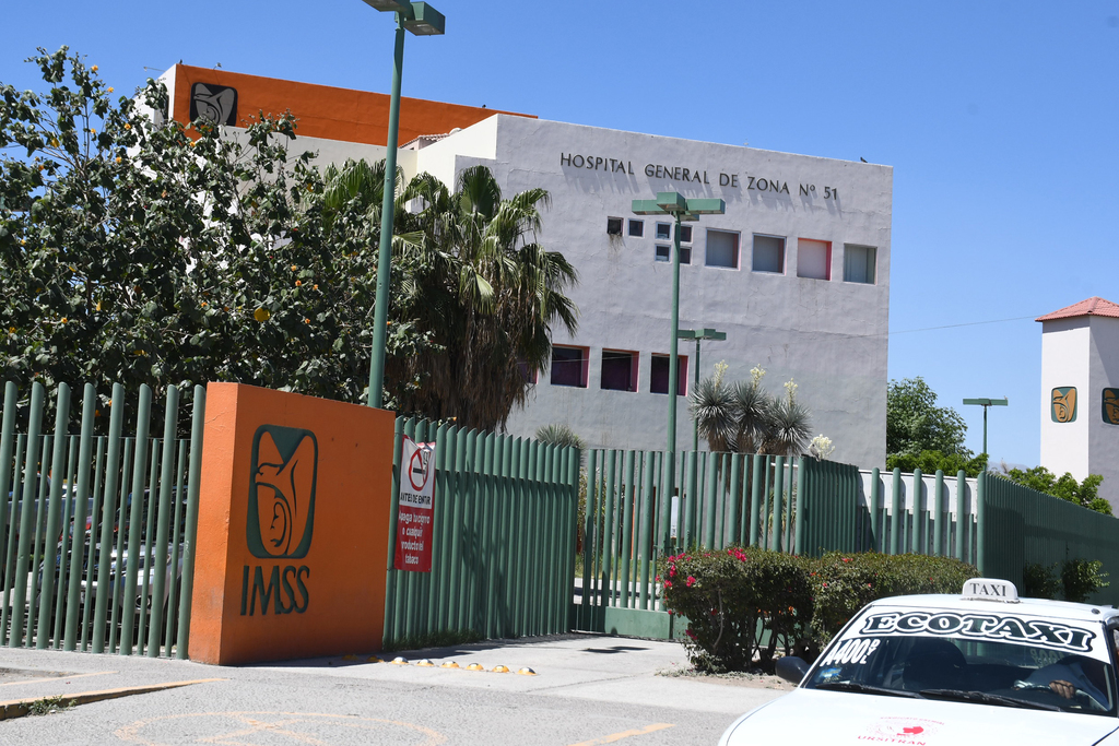De los tres pacientes que murieron ayer en La Laguna, dos ingresaron al Hospital 51 del IMSS en Gómez Palacio. (EL SIGLO DE TORREÓN)