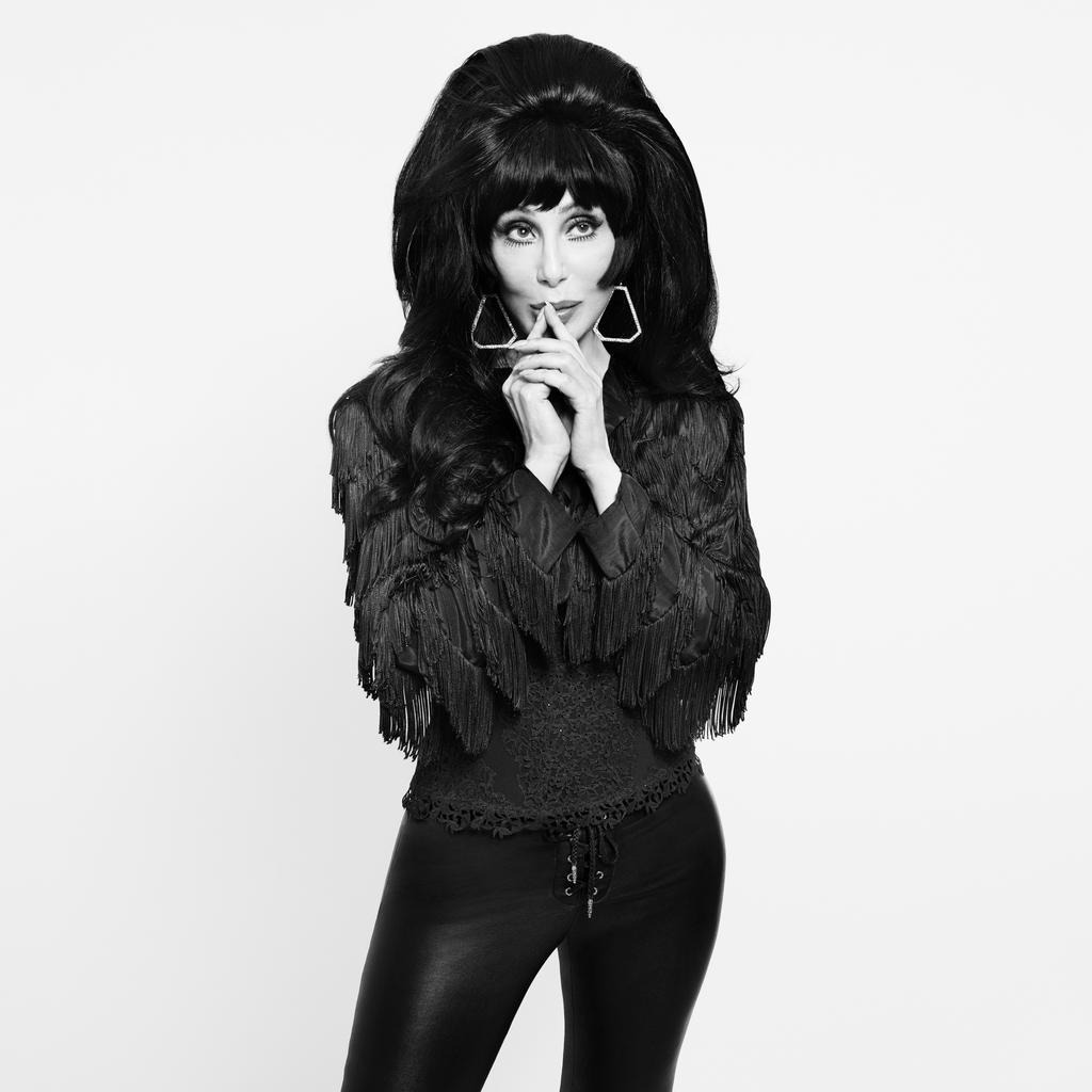 Presencia. Cher se ha postulado como una artista polifacética y de referencia en el mundo de la música y del cine.