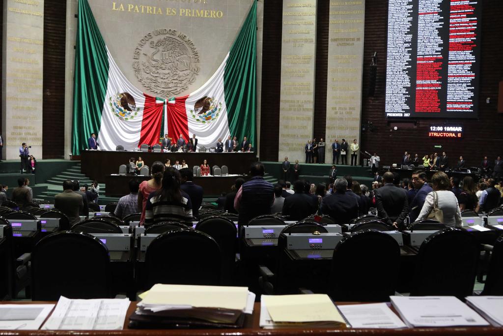 El grupo parlamentario de Morena en la Cámara de Diputados determinó congelar la iniciativa que presentó el pasado miércoles en la Comisión Permanente para desaparecer 44 fideicomisos. (ARCHIVO)