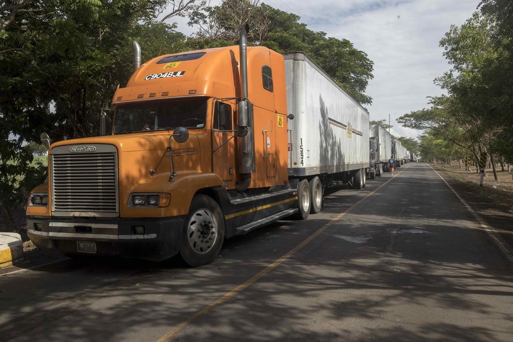 Desde el pasado 18 de mayo Costa Rica restringe el tránsito de camioneros extranjeros en su territorio. (EFE) 