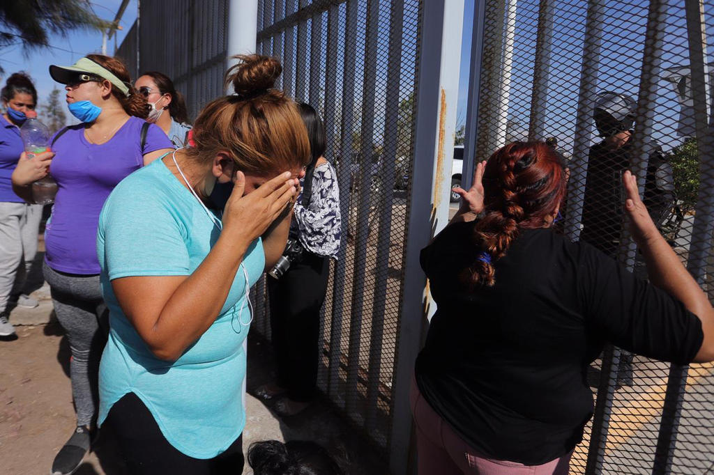 Siete de los ocho internos fallecidos, en la agresión sucedida el pasado viernes, dentro del Reclusorio de sentenciados del Complejo Penitenciario de Puente Grande, en Jalisco, han sido identificados en el Instituto Jalisciense de Ciencias Forenses. (ARCHIVO)