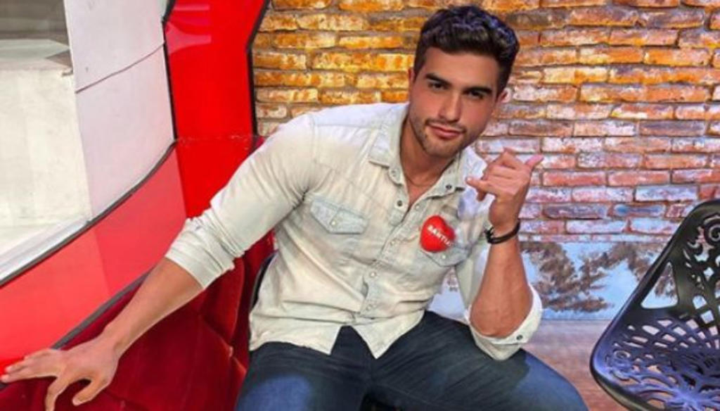 El exparticipante del reallity show 'Enamorándonos', Santiago Santana Domínguez, fue baleado en la alcaldía de Coyoacán; esto se da a unos días de que se presente la segunda temporada del programa.
