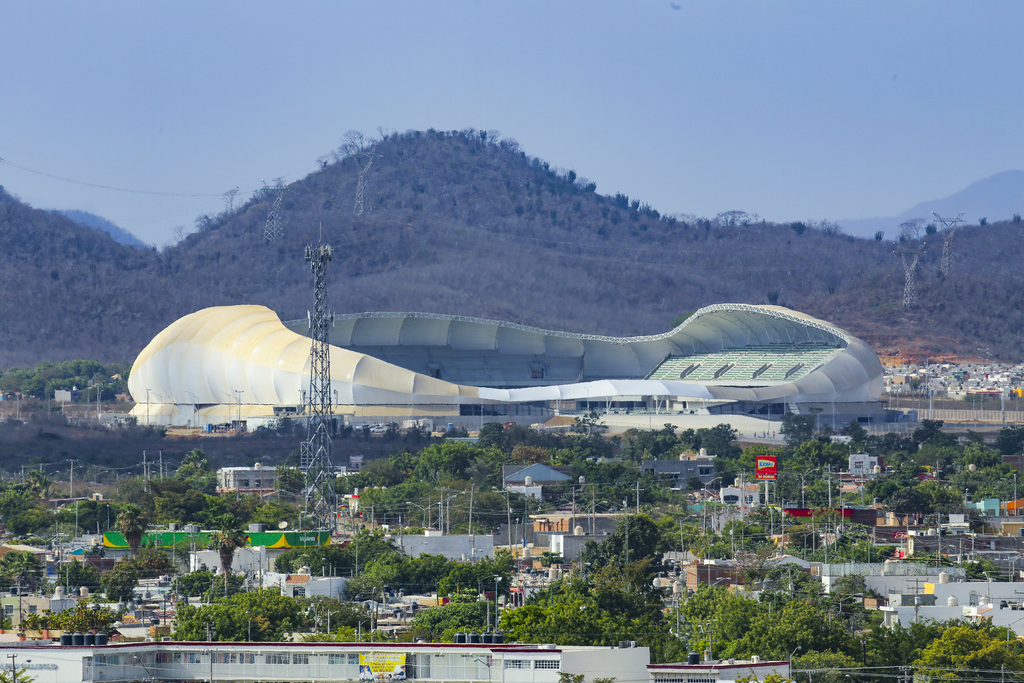 Si se completa el cambio de sede, en Mazatlán ya se cuenta con un estadio nuevo, el cual tuvo una inversión de 700 millones de pesos. (JAM MEDIA)