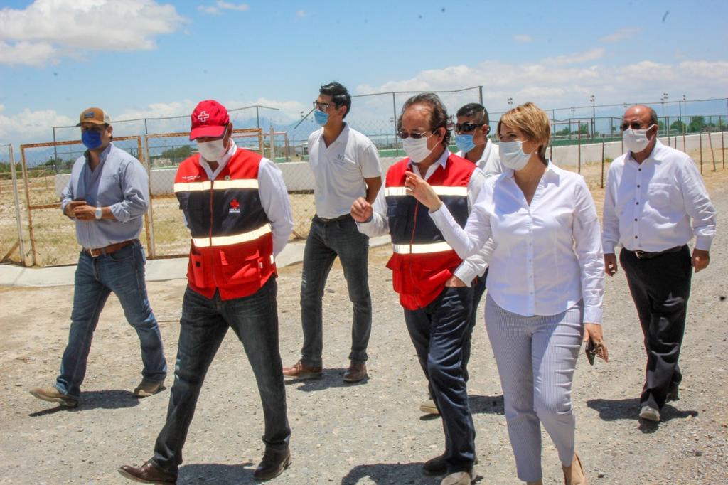 La presidenta municipal informó que realizó una reunión con el delegado de la Cruz Roja en Coahuila, Raúl Gerardo Salinas Valdez, para cristalizar el objetivo de una estación para rescatistas.(EL SIGLO COAHUILA)
