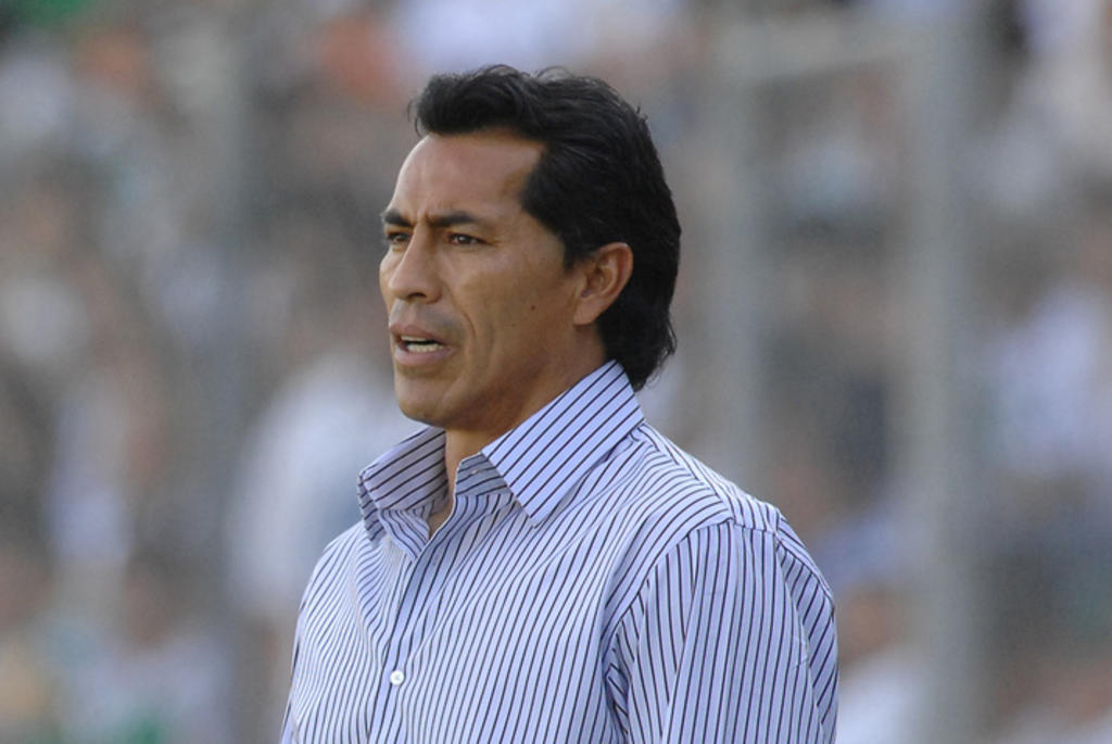 Benjamín Galindo, estrella del fútbol mexicano a finales del siglo XX sufre un accidente cerebrovascular del que fue operado. (ARCHIVO)
