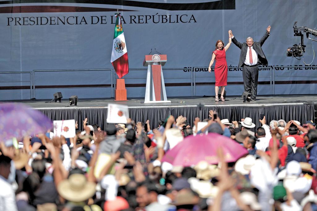 En informes de gobierno y verbenas conocidas como 'AMLOfest', en las que el presidente Andrés Manuel López Obrador es la figura central, se han desembolsado más de 36 millones de pesos. (EL UNIVERSAL)