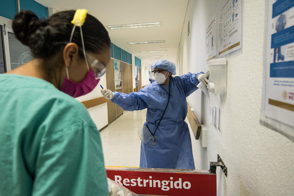 Un nuevo foco de alerta se encendió en Reynosa, luego de que José Adalberto Yañez Leal, director del Hospital General, diera a conocer que los 23 trabajadores que dieron positivos a Coronavirus se contagiaron en la calle y no en el nosocomio. (ARCHIVO)
