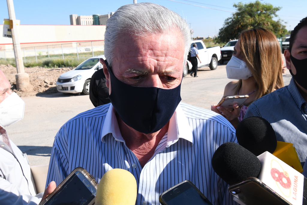 Afirma el alcalde de Torreón que en términos de contagio y hospitalizaciones por COVID-19 'no vamos tan mal'. (FERNANDO COMPEÁN)