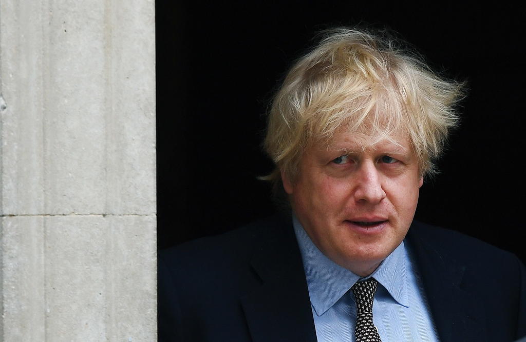 El primer ministro del Reino Unidos, Boris Johnson, condenó hoy la muerte de George Floyd frente al parlamento, donde le solicitaron un posicionamiento, y aseguró que comprende el coraje y el duelo de los manifestantes. (ARCHIVO) 
