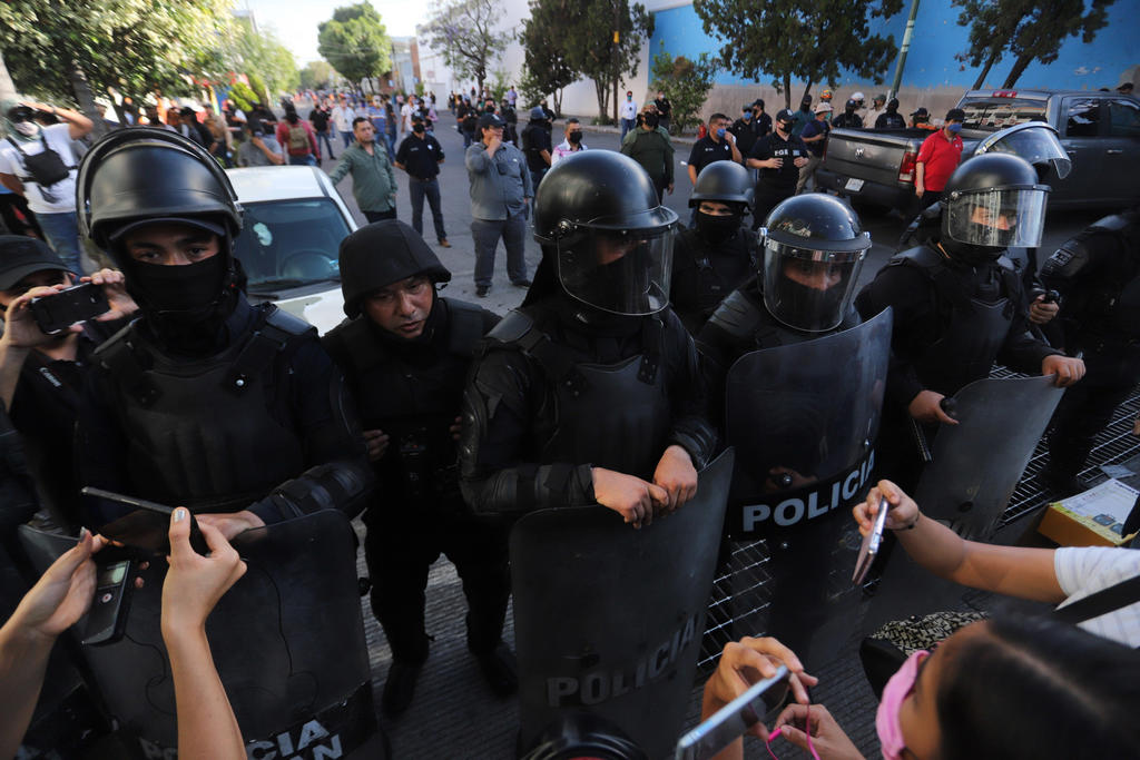 Tres manifestaciones en distintos puntos de Guadalajara continuaron para exigir justicia por la muerte de Giovanni López. (EL UNIVERSAL)