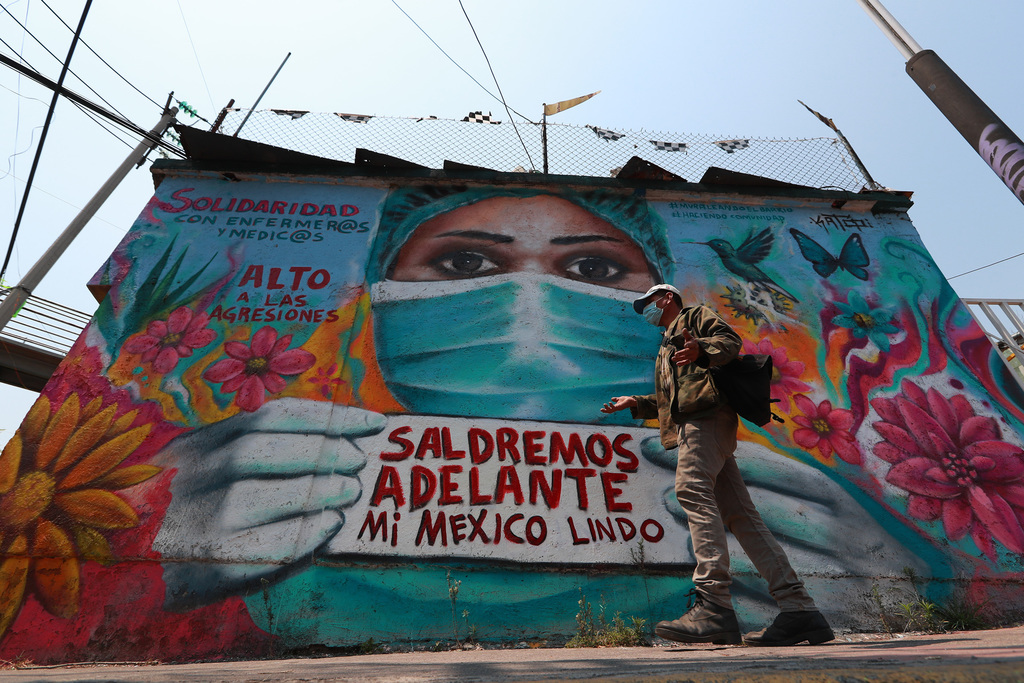 A pesar de que conforman el primer frente en la lucha contra el COVID-19, los trabajadores de la Salud en México han sido objeto de agresiones y discriminación. Sin embargo, también hay mensajes de esperanza y ánimo para ellos.