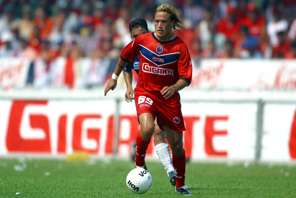 El goleador del Tricolor en la Copa del Mundo de Francia 1998 con cuatro anotaciones en la misma cantidad de partido, fue duro con los timoneles extranjeros.
