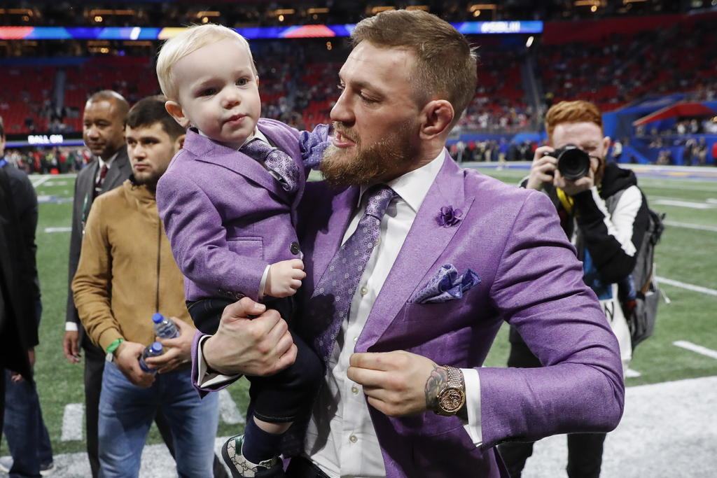 El irlandés Conor McGregor anunció en sus redes sociales que se retiraba, que dejaba las artes marciales mixtas, algo que ya había hecho en dos ocasiones anteriores, en 2016 y en 2019. (ARCHIVO)