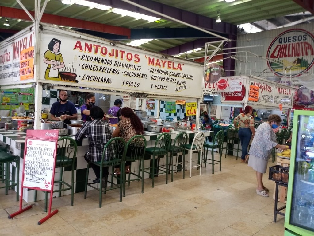 El Mercado Juárez continúa trabajando a diario, atendiendo las disposiciones de las autoridades municipales y estatales. (EL SIGLO DE TORREÓN)