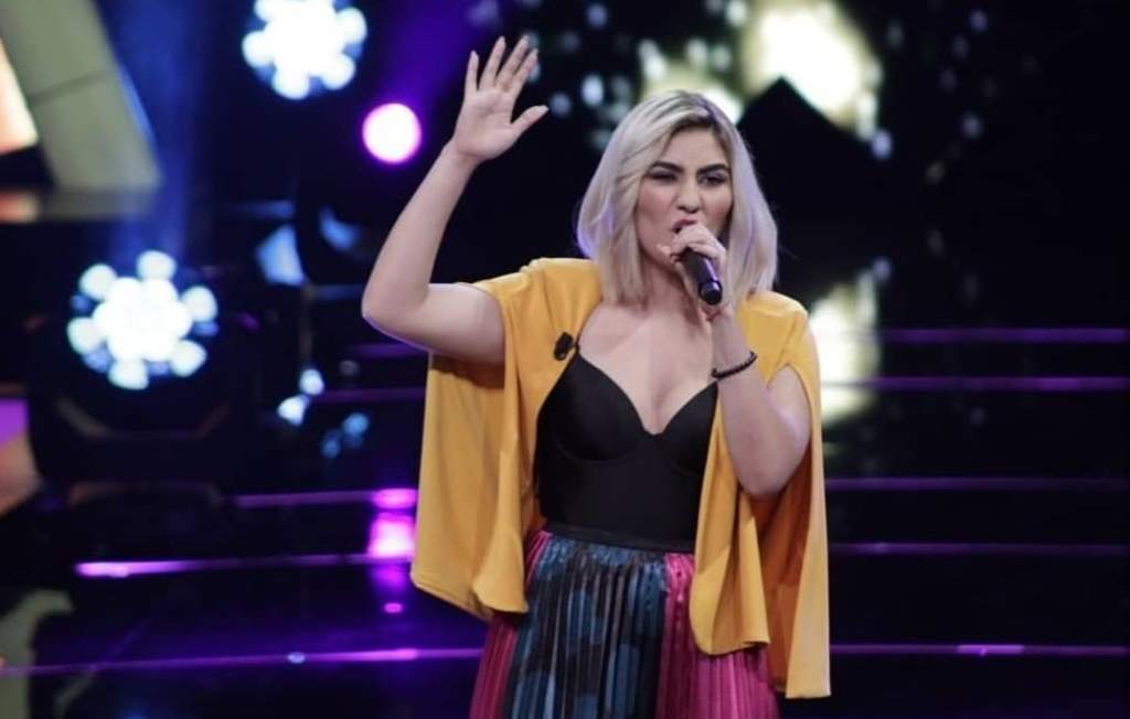 La torreonense Anilú Dávila regresó por una segunda oportunidad en el reality de canto, La Voz Azteca, logrando ganar un lugar en la competencia gracias a su voz que cautivó a más de un jurado. (INSTAGRAM) 