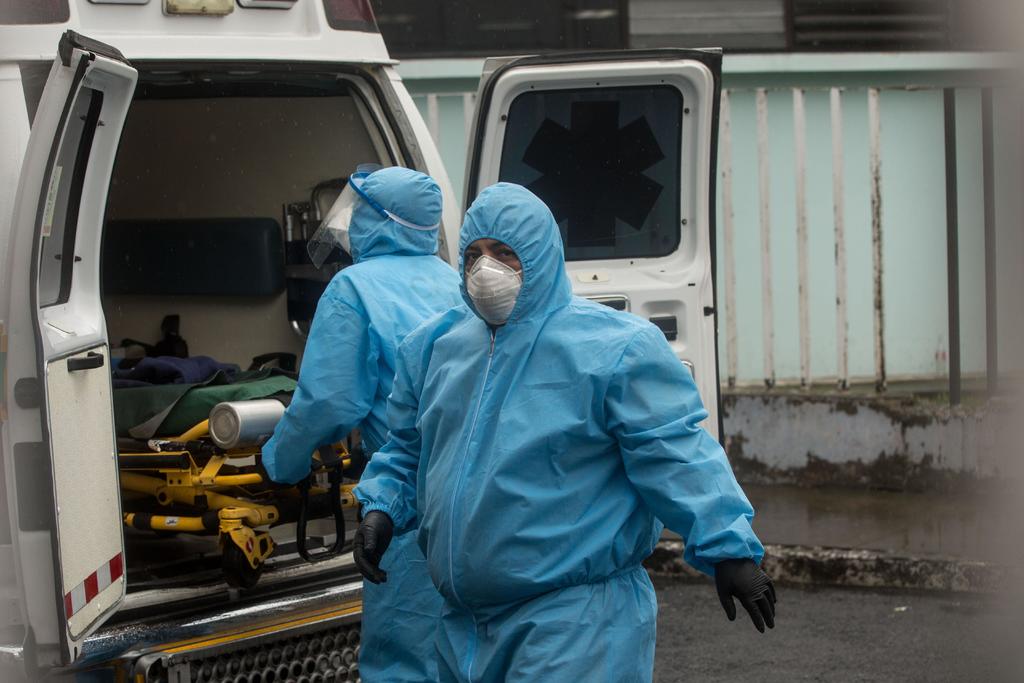 Guatemala ha sumado 155 muertos por COVID-19 en la última semana, casi el 50 por ciento del total de decesos por la enfermedad, y sus principales hospitales piden auxilio por saturación. (ARCHIVO) 