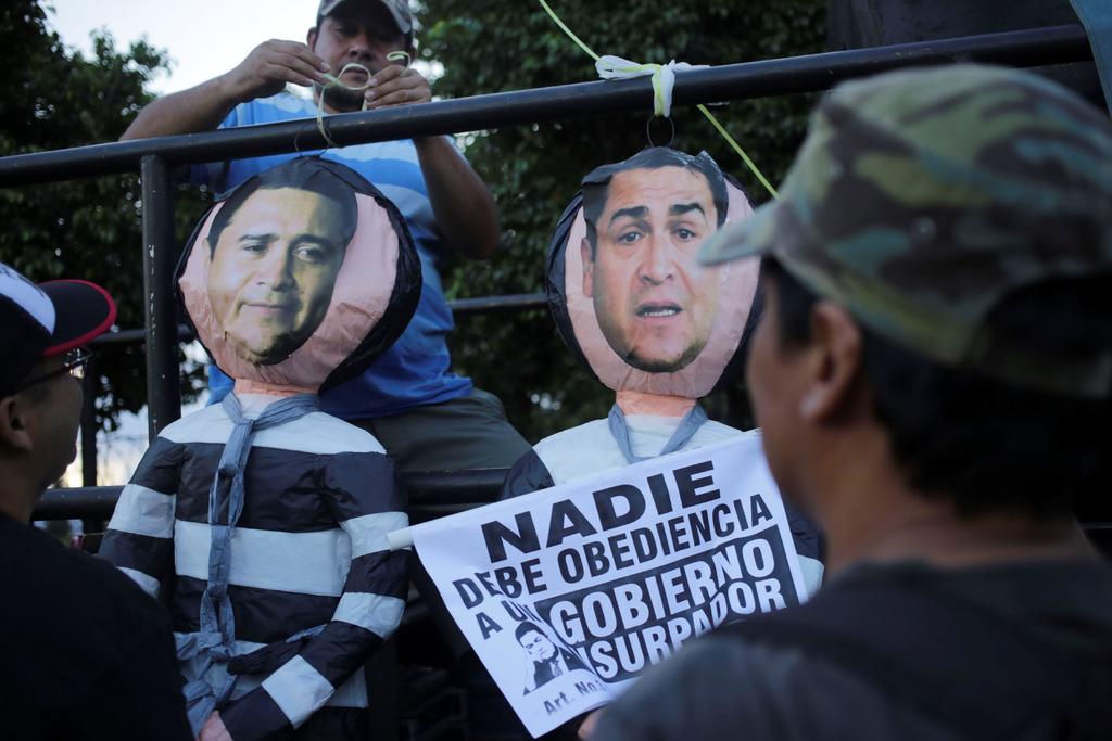 Dos guatemaltecos que supuestamente facilitaron sobornos a un hermano del presidente de Honduras y otros políticos hondureños para mover cocaína del Cártel de Sinaloa hacia Estados Unidos se encuentran bajo custodia de las autoridades estadounidenses. (ARCHIVO)