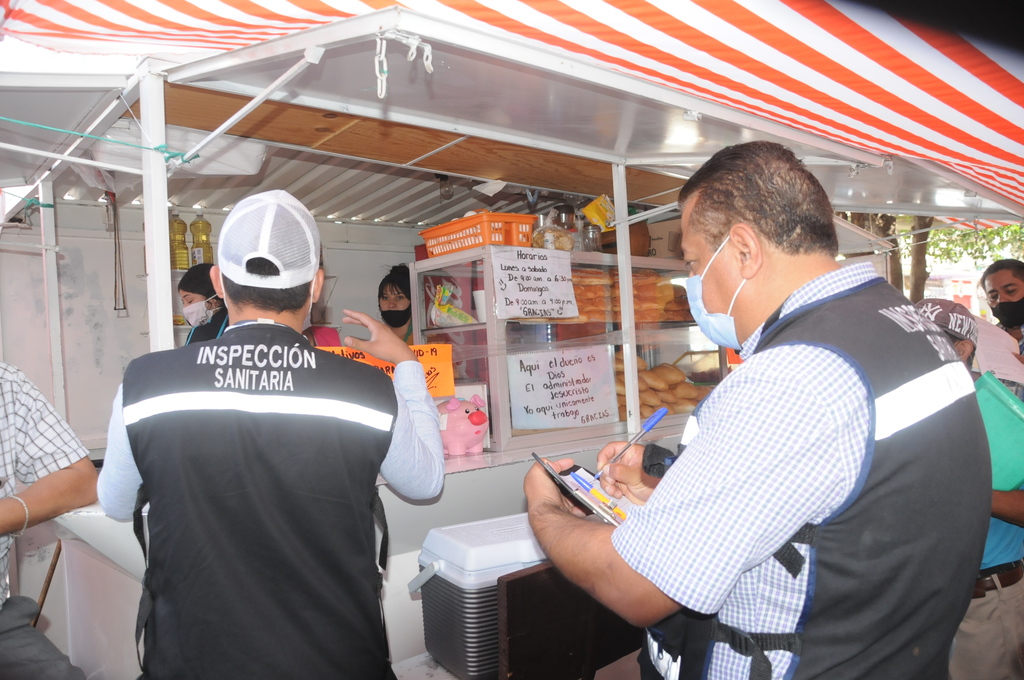 La Cámara Nacional de la Industria de Restaurantes y Alimentos Condimentados (Canirac), avaló las nuevas medidas restrictivas anunciadas por el gobierno del estado de Durango, para la operación parcial de las actividades económicas no esenciales. (EL SIGLO DE TORREÓN) 