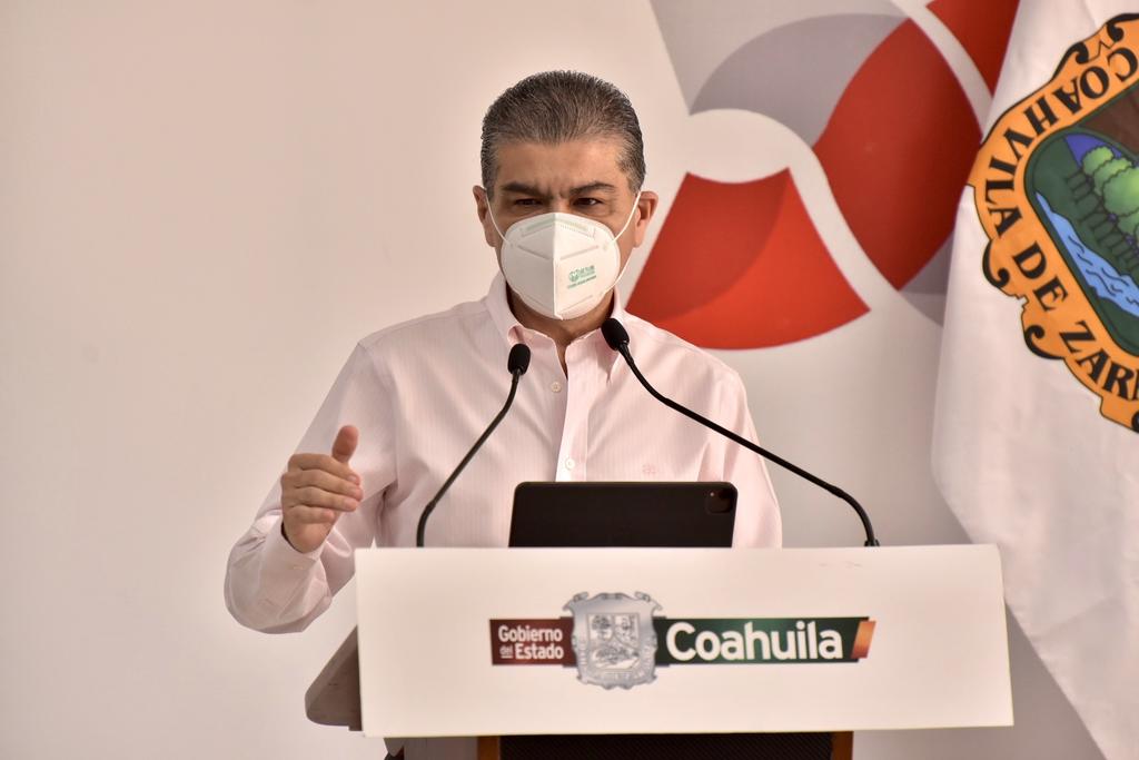 Riquelme negó que se trate de ocultar el panorama real de contagiados, hospitalizados y fallecimientos en la entidad. (ÉRICK SOTOMAYOR)