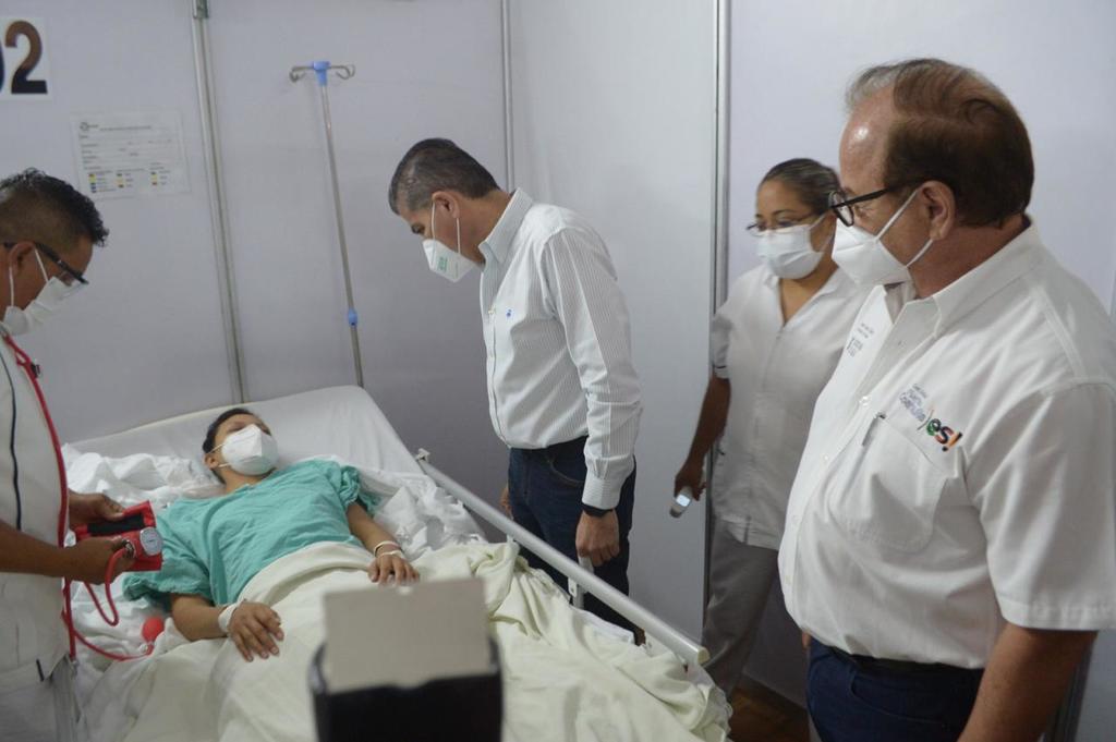 El Delegado del Instituto Mexicano del Seguro Social confirmó que se trataba del primer paciente derechohabiente del IMSS que sería internado en el nosocomio móvil. (EL SIGLO COAHUILA)