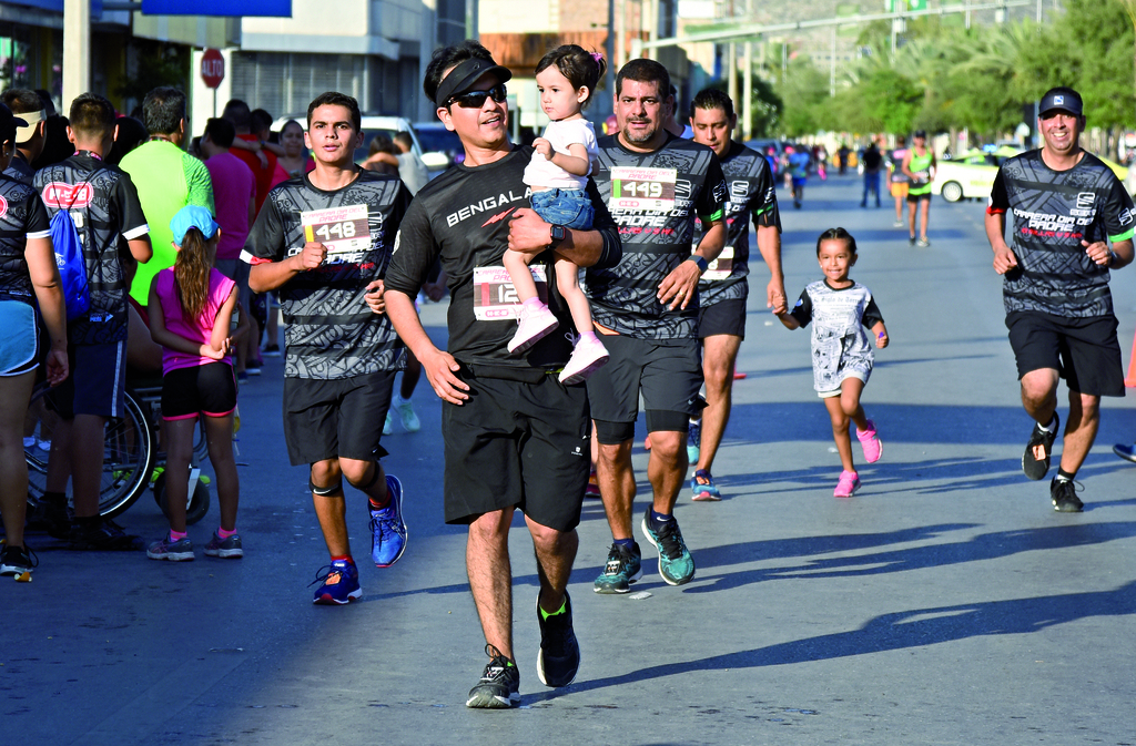 En marcha, la carrera atlética 'Día del Padre'