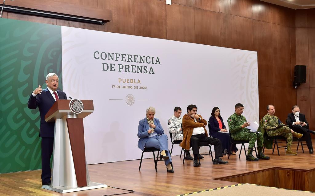 López Obrador reconoció que algunas empresas extranjeras están inconformes porque se está poniendo orden y ya no se les permite hacer y deshacer. (EFE)