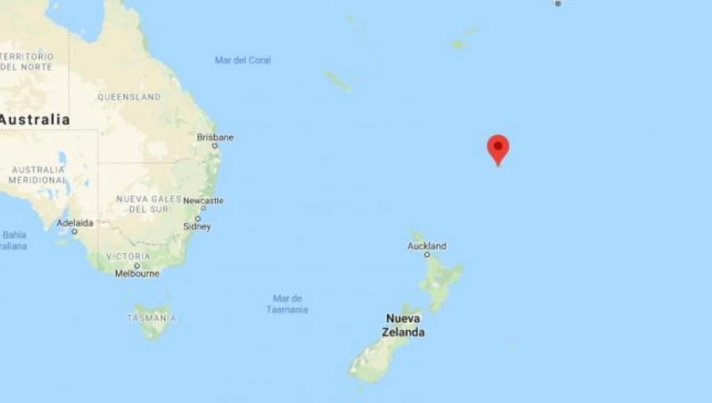 Las Kermadec, situadas entre Nueva Zelanda y Tonga, están deshabitadas, con la sola excepción del personal de la base permanentemente instalada en la isla de Raoul, que tiene una estación meteorológica y de radio.
(GOOGLE MAPS)
