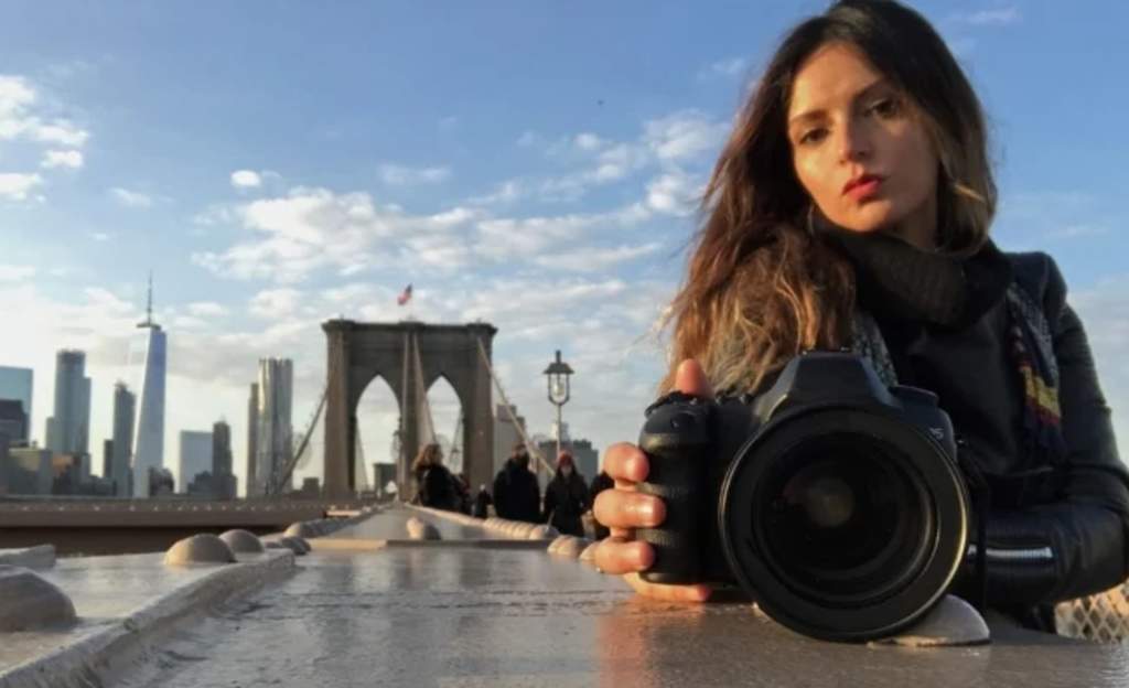 Laura Mariana Meraz, fotógrafa y directora, quien radica en la Gran Manzana, acaba de ganar el New York City Quarantine Film Festival con el cortometraje 19 times. (ESPECIAL) 