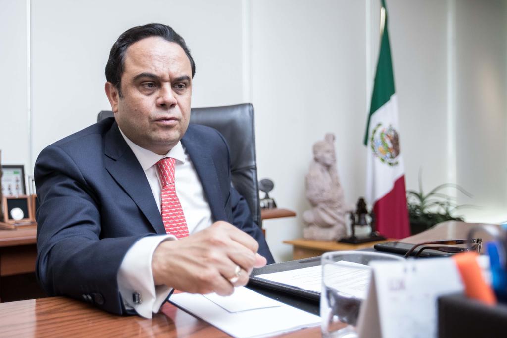 Francisco Javier Acuña Llamas, comisionado presidente del INAI, señaló que el Estado mexicano requiere de órganos constitucionales autónomos como contrapeso del poder, pues se ha evidenciado que 'los autocontroles no han funcionado históricamente'. (ARCHIVO)