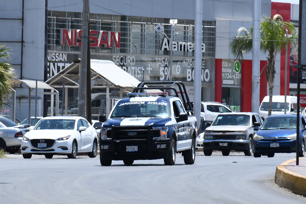 Los elementos de la Dirección de Seguridad y Protección Ciudadana de Gómez Palacio realizaron la detención. (EL SIGLO DE TORREÓN)