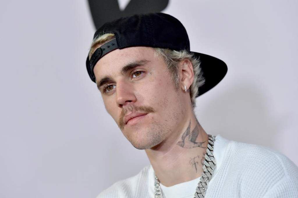 El artista canadiense Justin Bieber negó que agrediese sexualmente a una mujer en 2014, que durante el fin de semana le acusó en Twitter y amenazó con tomar acciones legales contra la persona que publicó la acusación. (ESPECIAL) 