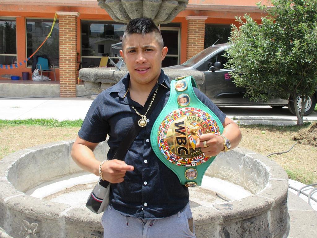 Julio César Martínez, campeón mundial de peso mosca del WBC, quiere ser el único campeón de su división. (CORTESÍA)