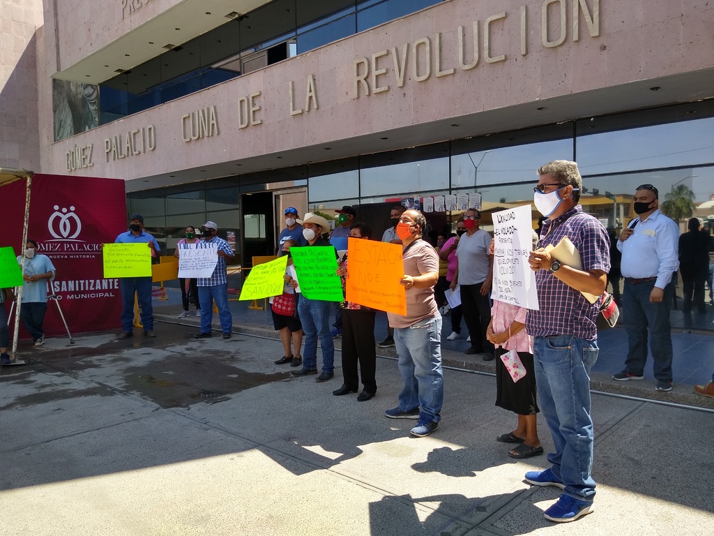 Los jefes de cuartel señalan que el Ayuntamiento no les ha otorgado apoyos alimenticios.