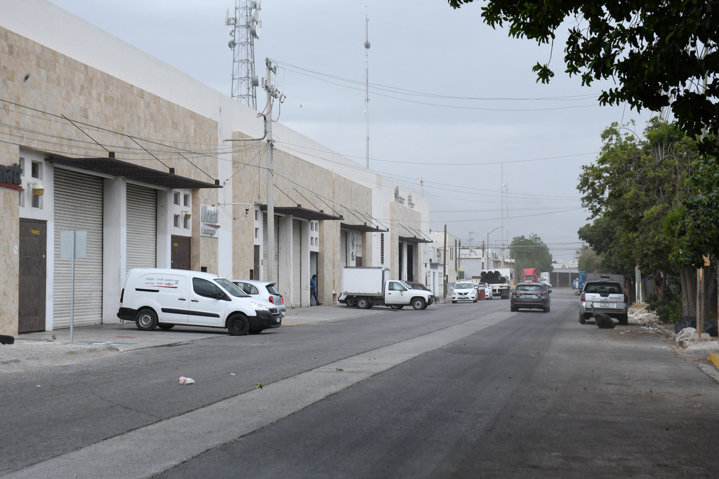 Empresarios expusieron su preocupación por los constantes robos y asaltos en la Zona Industrial de Torreón; piden solución efectiva. (FERNANDO COMPEÁN)