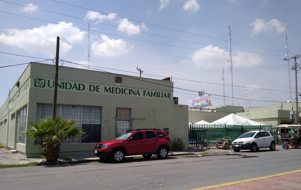 El personal de la Unidad de Medicina Familiar número 80 en Torreón solicita una pronta respuesta al Órgano de Operación Administrativa Desconcentrada del IMSS en Coahuila. (ANGÉLICA SANDOVAL)