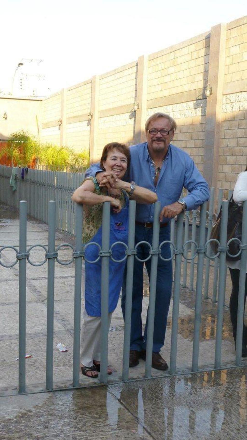 Hombre de familia, Álvaro y su esposa Carmen Rodríguez decidieron quedarse a vivir en la Comarca Lagunera junto a sus hijos y nietos. (ESPECIAL)