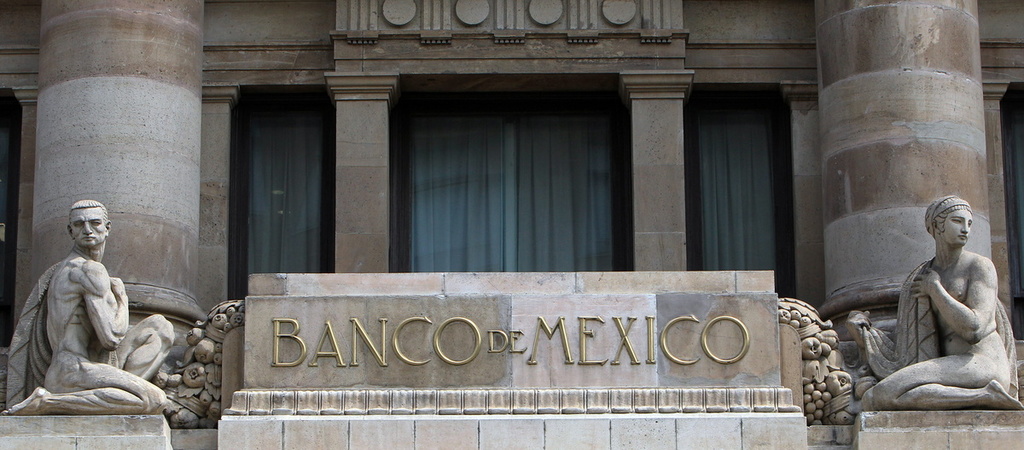 Por unanimidad, la Junta de Gobierno del Banxico decidió recortar la tasa de fondeo en 50 puntos base para dejarla en cinco por ciento, la más baja desde inicios de 2016. (ARCHIVO) 