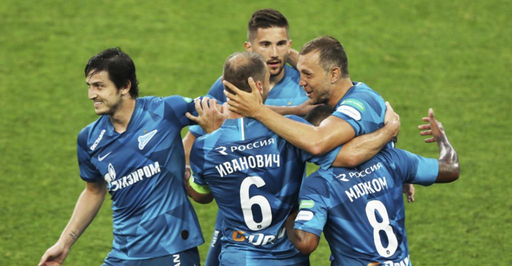 Dos penaltis transformados por Artem Dzyuba propiciaron la remontada ante el FCKSSamara del Zenit San Petersburgo (2-1), que cada jornada se acerca más al titulo de la Liga de Rusia. (ESPECIAL)