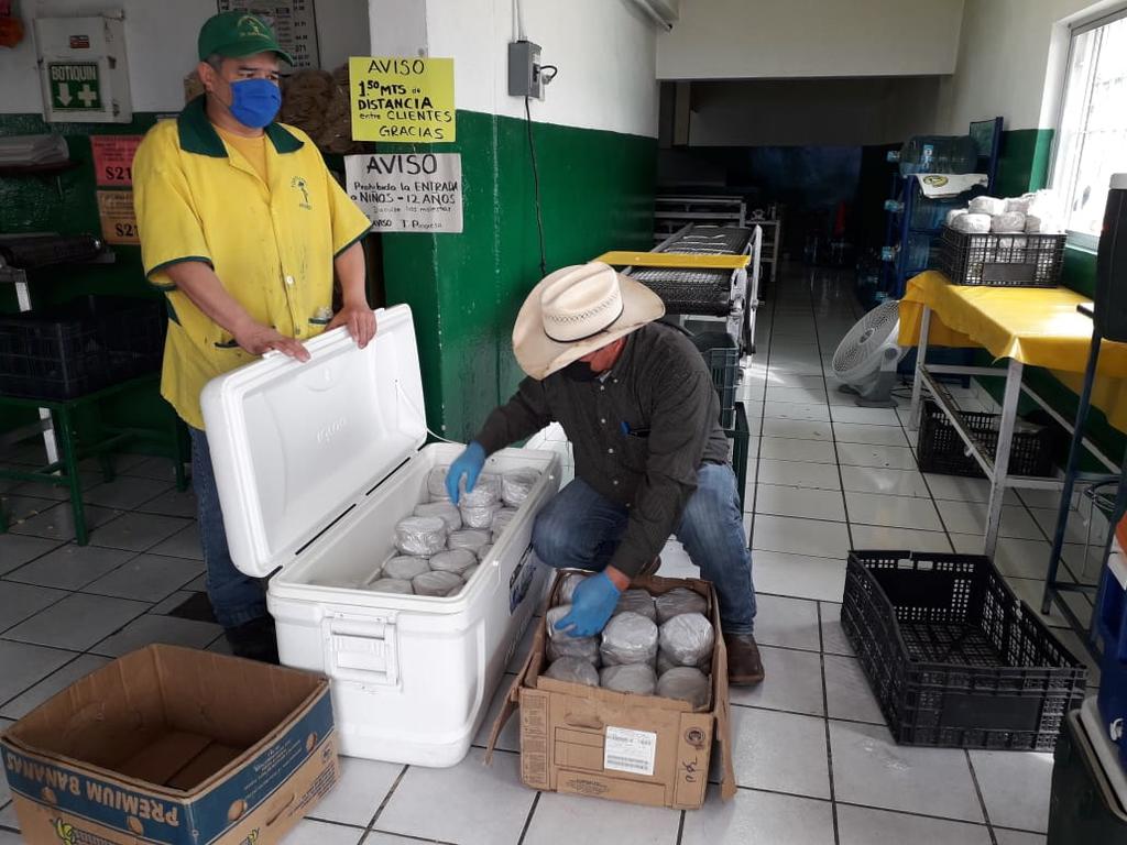 El programa de Tortilla Subsidiada llegó a su fin, después de tres meses de recorrer los sectores más vulnerables, en los que se entregaron 23.04 toneladas del producto alimenticio a un costo de seis pesos por paquete de 800 gramos. (SERGIO RODRÍGUEZ)