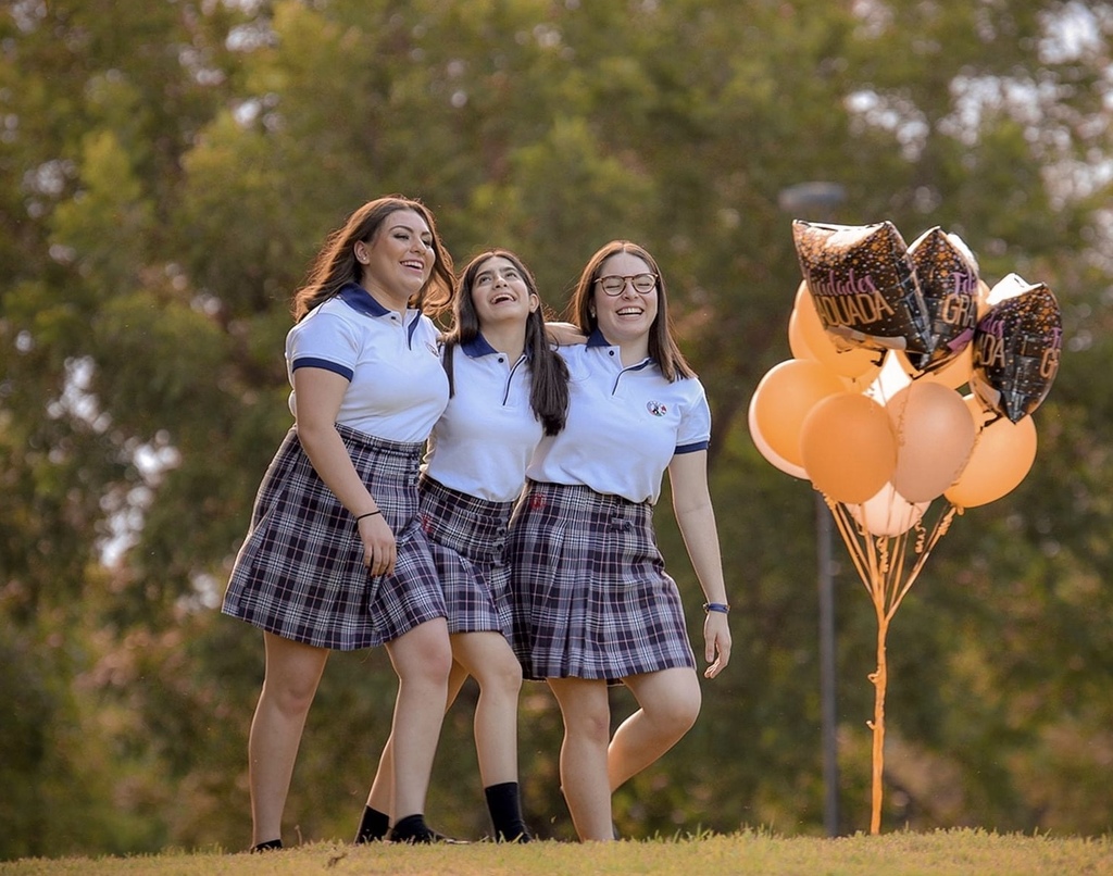 CELEBRACIÓN. Alexandra, Andrea y Lulú festejaron su graduación de secundaria y sus 11 años de amistad. (EL SIGLO DE TORREÓN / Erick Sotomayor)