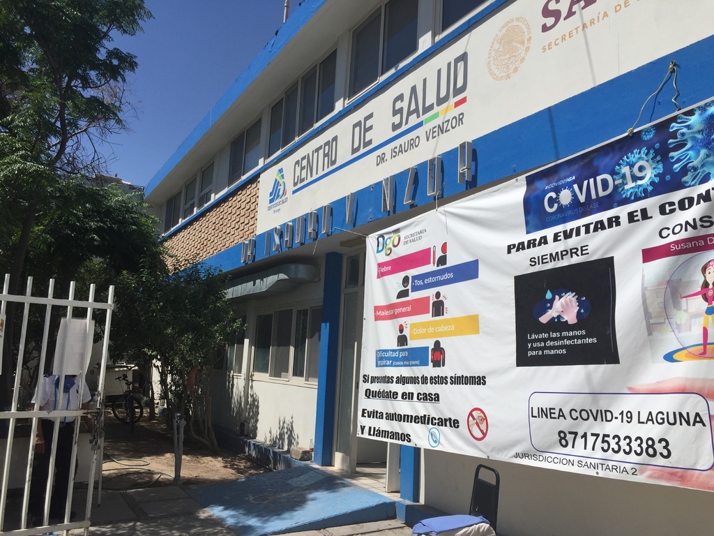 Personal del Centro de Salud de Gómez Palacio asegura que no se respeta la cuarentena para los más de 20 enfermos de COVID-19.