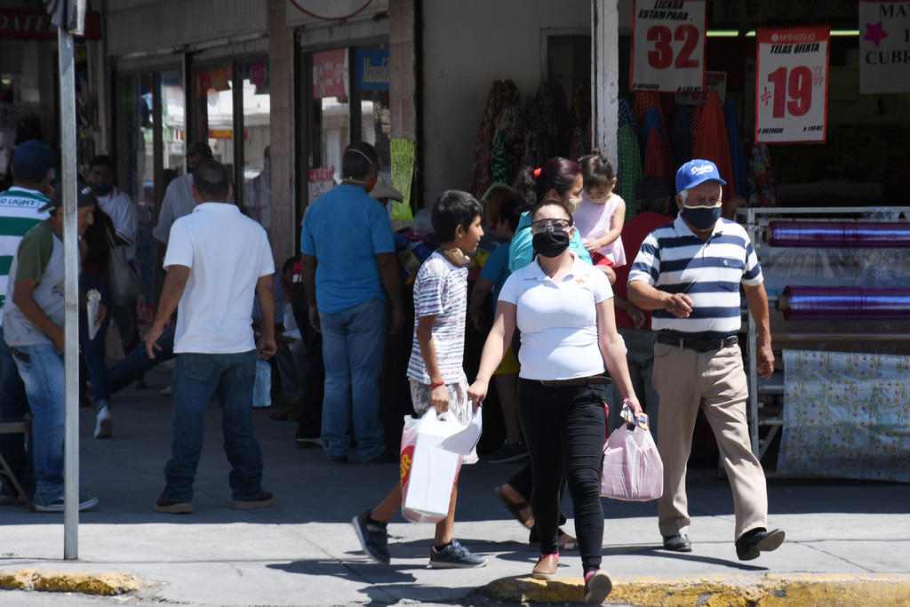 Gómez Palacio supera el promedio nacional de contagios por COVID-19, con una tasa de 208.2 por cada 100 mil habitantes, mientras que en el país es de 182.2. En Torreón es de 134.7. (ARCHIVO)