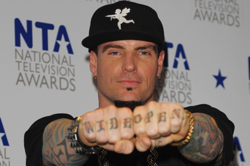 Cancelado. Vanilla Ice pensaba ofrecer un show ayer en Austin, Texas.