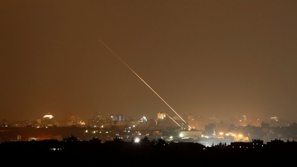 El Ejército de Israel atacó en respuesta al lanzamiento de tres cohetes hacia comunidades israelíes colindantes. (AGENCIAS) 